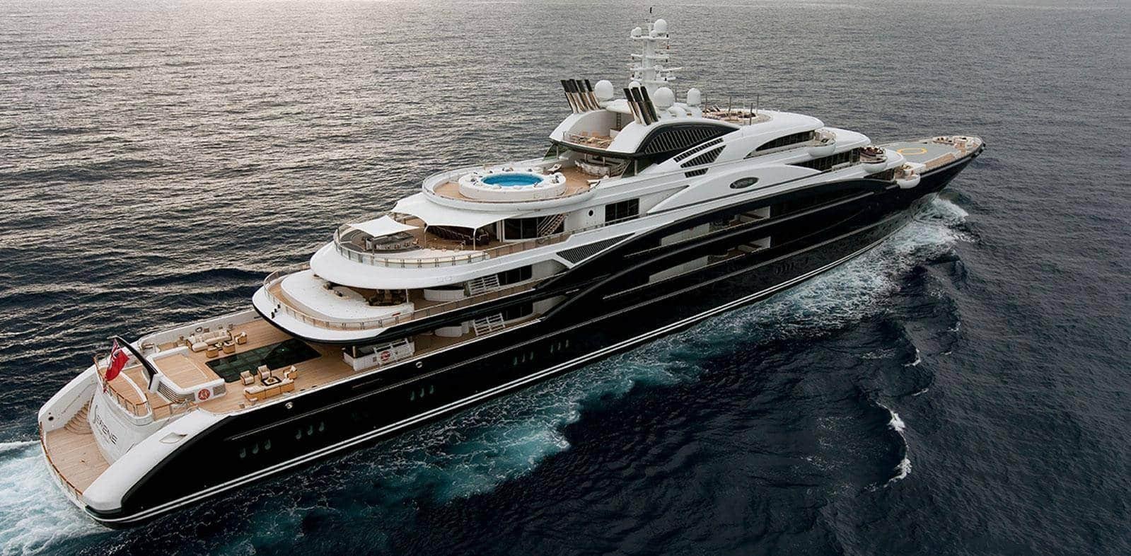 exclusive⁣ Experiences: Private Yacht Charters and ⁤VIP Services for an Unforgettable Night